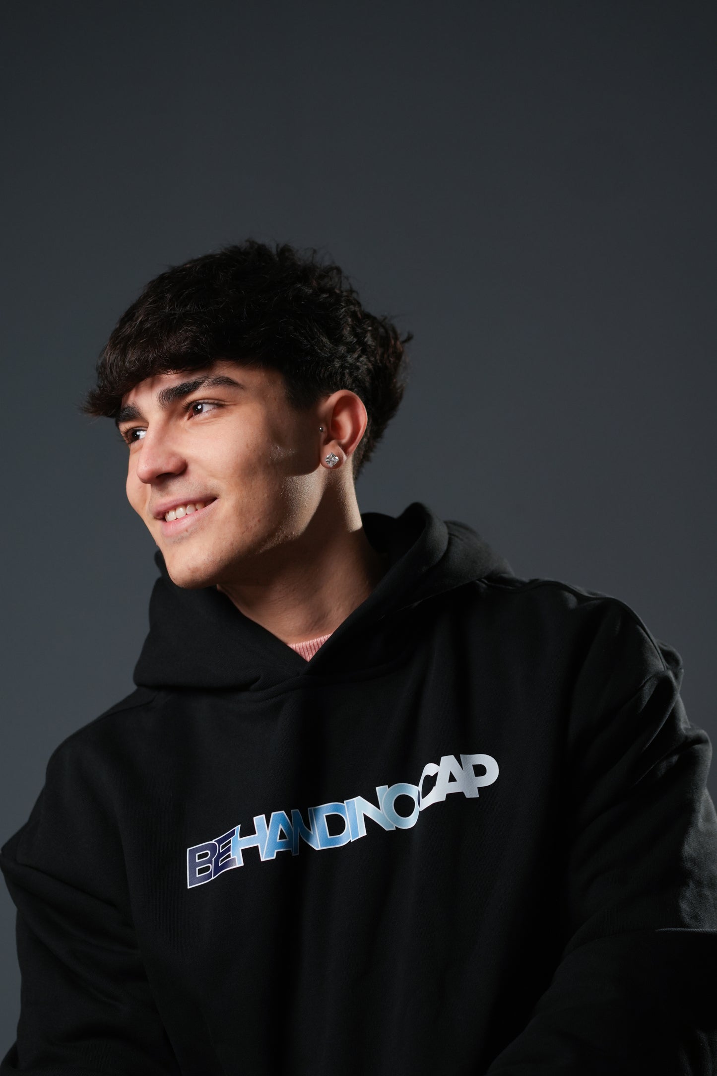 Sudadera negra Blue Race Handicap 001