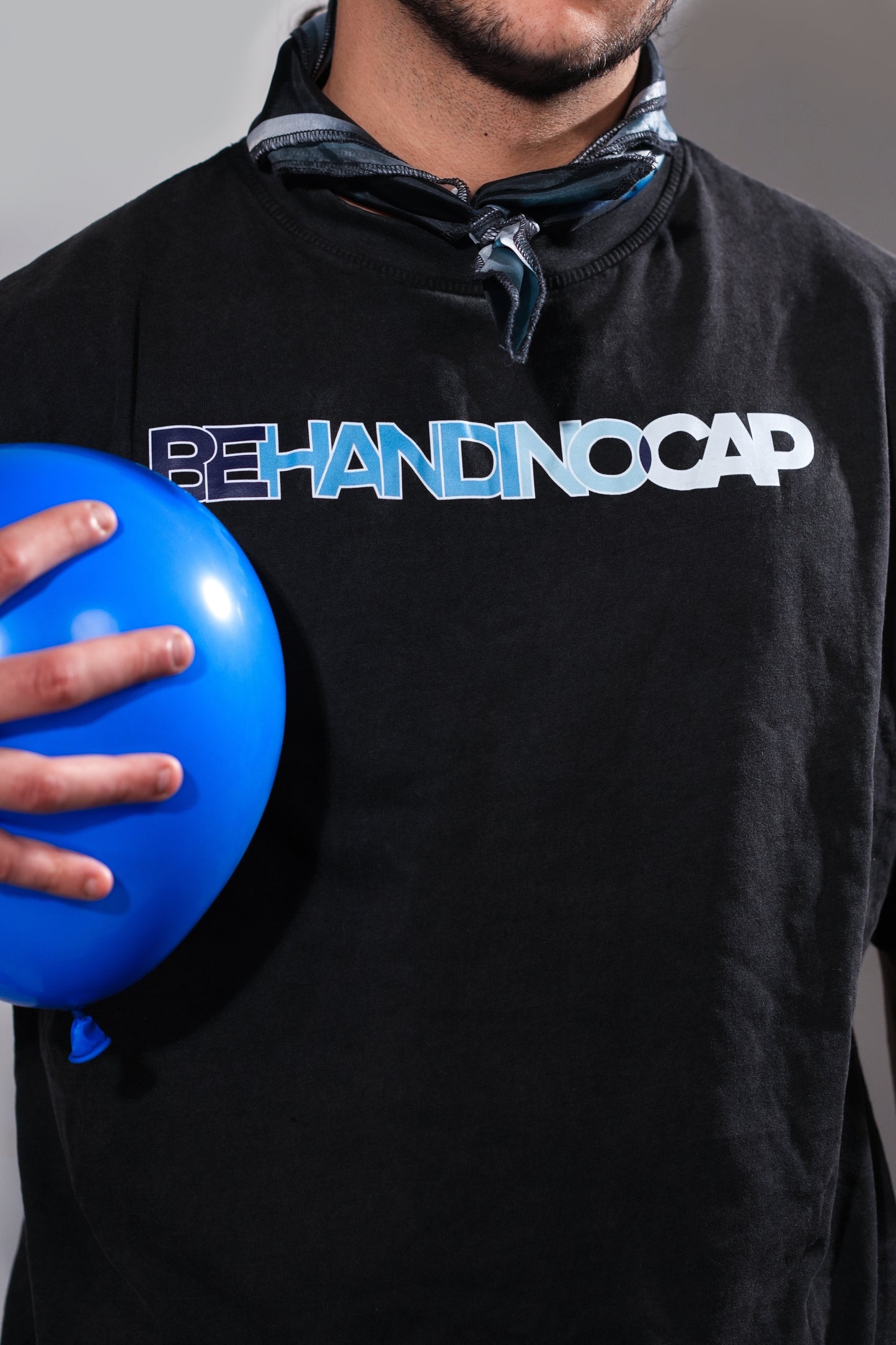 Camiseta negra Blue Race Handicap 001